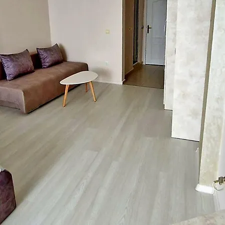 амон ра * プリモルスコ