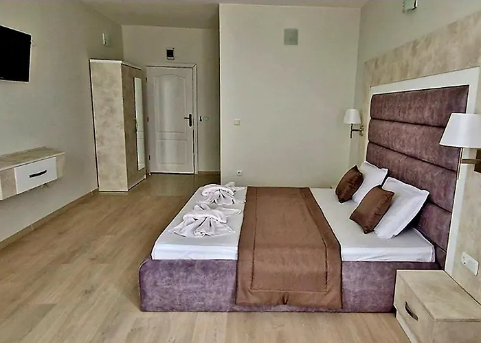 амон ра * プリモルスコ