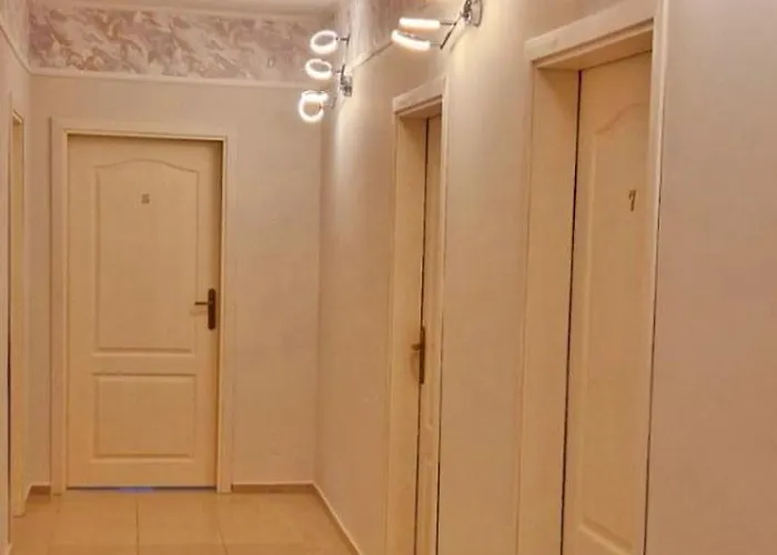 ゲストハウス амон ра プリモルスコ